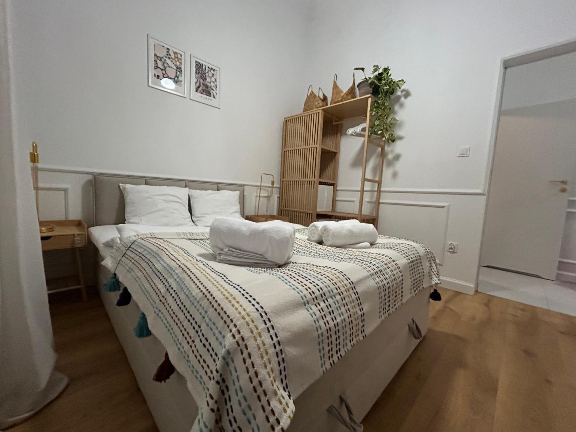 Apartament Przy Bulwarze Breslávia Exterior foto